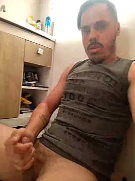 Snapshot of marquesgostoso40 chatting on 03-08-25, 10:11 marquesgostoso40 online show from 03-08-25, 10:11