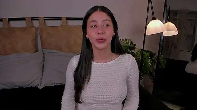 Snapshot of hannah_brady chatting on 09-18-25, 10:45 hannah brady online show from 09-18-25, 10:45