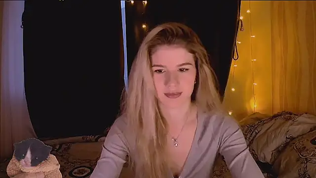 Melissa smith  online show from 11-26-25, 01:12