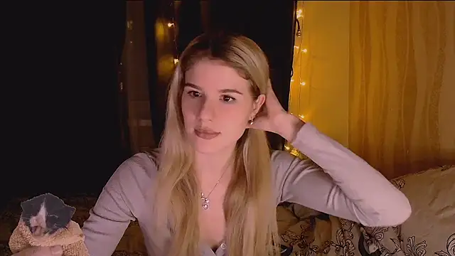 Melissa smith  online show from 11-29-25, 03:37