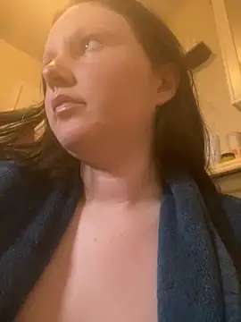 VenusandIppy online show from 10-29-25, 07:59