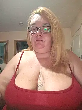 diosacurvy1984 online show from 11-04-25, 07:29