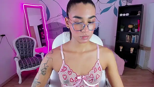 Snapshot of Dana_Paula chatting on 02-28-26, 11:33 Dana Paula online show from 02-28-26, 11:33