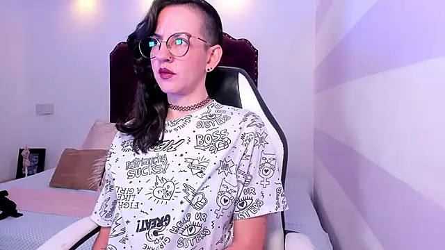 Snapshot of ana_liebert chatting on 03-18-25, 12:25 ana liebert online show from 03-18-25, 12:25