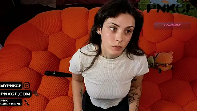 Snapshot of bunnierotten chatting on 10-08-25, 09:01 bunnierotten online show from 10-08-25, 09:01