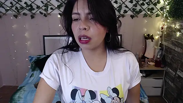 cute bunny95 online show from 03-17-25, 01:08