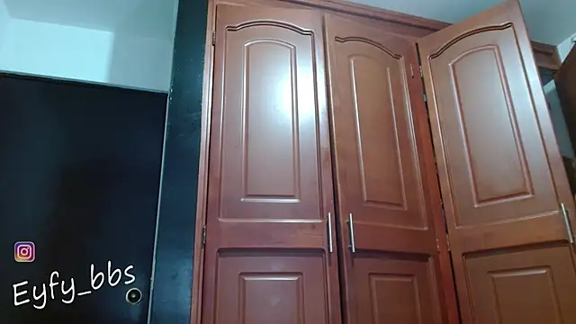 Snapshot of Eyfy_bbs chatting on 12-13-25, 10:04 Eyfy bbs online show from 12-13-25, 10:04