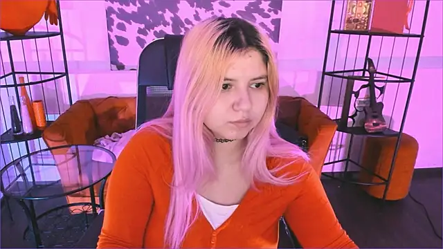 DiaAngell online show from 02-09-26, 07:40