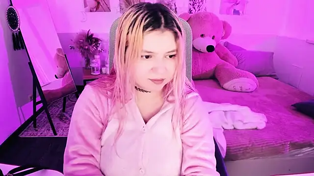 DiaAngell online show from 02-24-26, 07:23