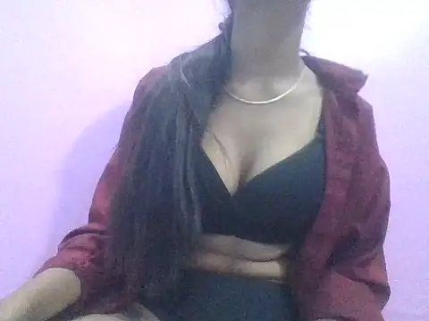 Leoni G online show from 10-26-25, 08:42