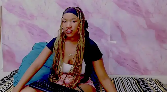 EroticSexyPrada online show from 02-22-25, 07:03