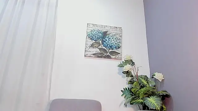 Snapshot of SiennaLustt chatting on 02-22-25, 03:12 SiennaLustt online show from 02-22-25, 03:12