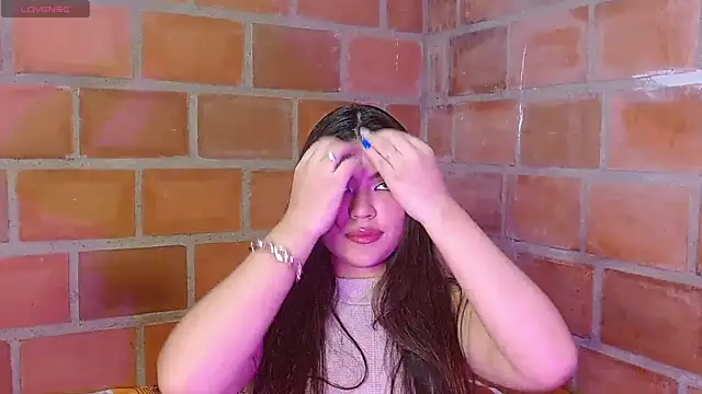 Snapshot of enid_greins chatting on 11-06-25, 01:01 enid greins online show from 11-06-25, 01:01