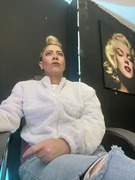 viktoria davis  online show from 02-14-26, 09:44