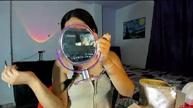 Snapshot of byanabrown chatting on 02-14-25, 01:13 byanabrown online show from 02-14-25, 01:13