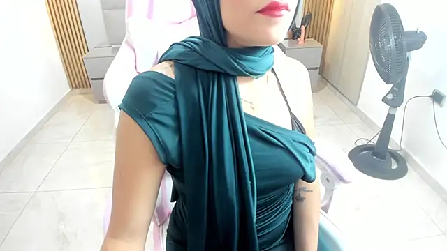 Zulema hamdi online show from 01-29-25, 03:58