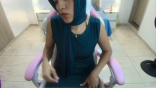 Zulema hamdi online show from 02-03-25, 10:32
