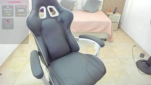 Zulema hamdi online show from 12-19-25, 12:23