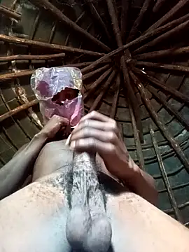 Snapshot of MrHardRider23 chatting on 03-03-26, 06:52 MrHardRider23 online show from 03-03-26, 06:52