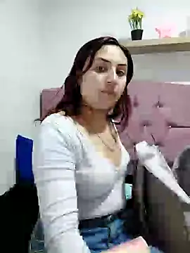 tania 23 online show from 01-29-25, 05:56