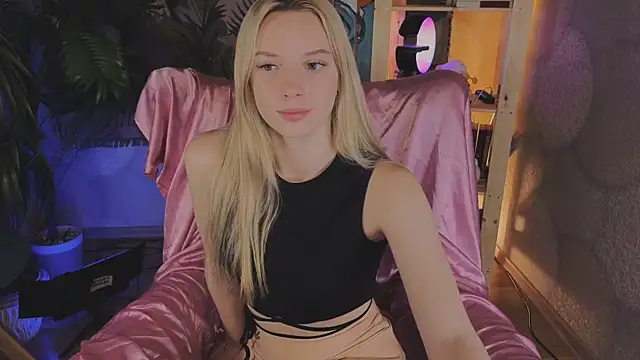 katt  y online show from 10-10-25, 05:06