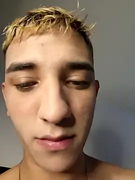 Snapshot of manu_stiv chatting on 03-06-25, 11:31 manu stiv online show from 03-06-25, 11:31