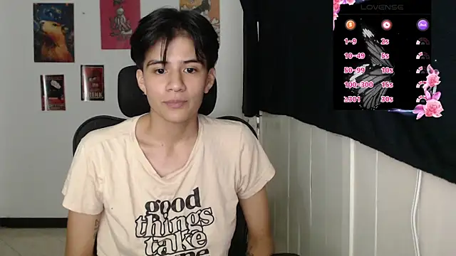 Snapshot of Dha_lia0 chatting on 11-11-25, 10:43 Dha lia0 online show from 11-11-25, 10:43