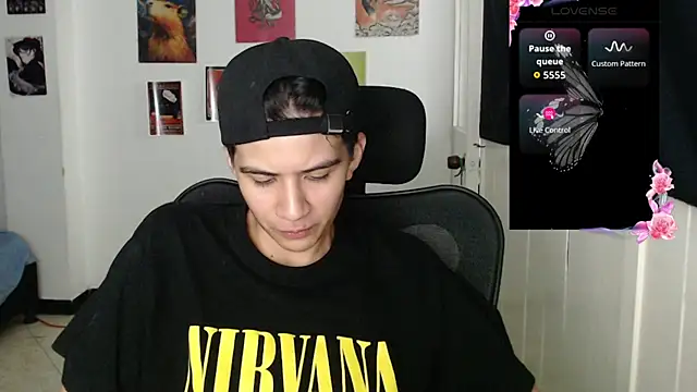 Snapshot of Dha_lia0 chatting on 11-24-25, 11:37 Dha lia0 online show from 11-24-25, 11:37