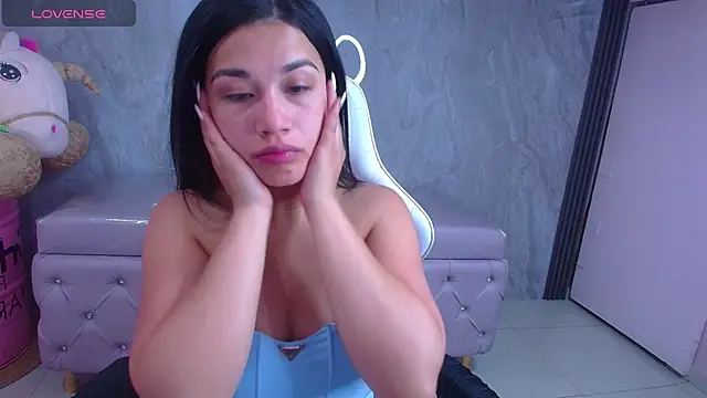 Skye Little v online show from 11-11-25, 03:39