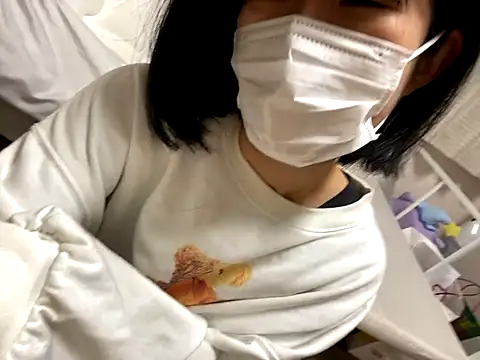 riri riri jp online show from 10-23-25, 09:41