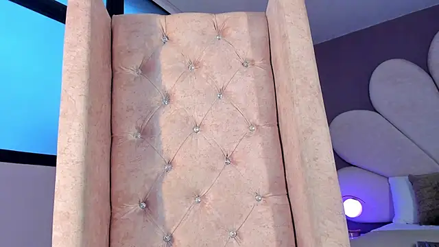 ValeriaOrtega online show from 10-15-25, 11:43