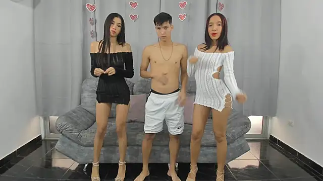hotlittleones18 online show from 02-23-25, 02:35