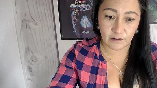 JULIANAWET69 online show from 10-26-25, 05:30