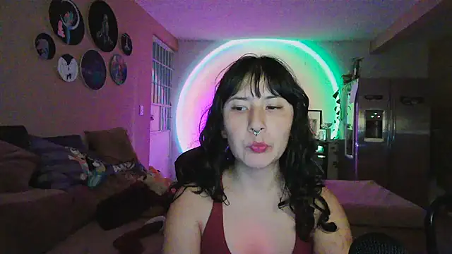 GinnyDelice online show from 01-11-26, 01:21