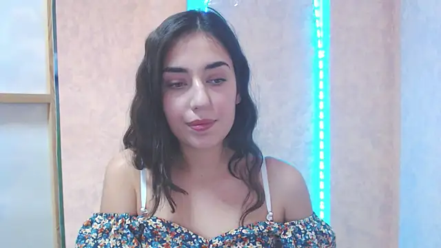Lovelllyy online show from 02-14-25, 10:49