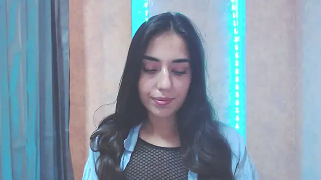 Lovelllyy online show from 09-15-25, 10:15