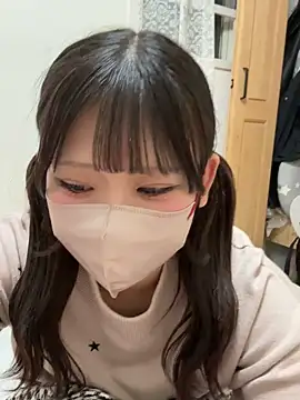 Snapshot of shina_mo_n_ch chatting on 10-27-25, 01:26 shina mo n ch online show from 10-27-25, 01:26