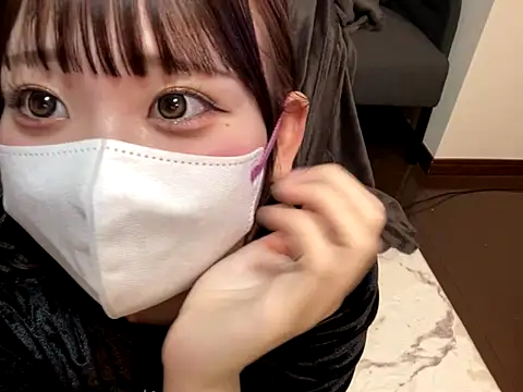 Snapshot of shina_mo_n_ch chatting on 11-17-25, 02:12 shina mo n ch online show from 11-17-25, 02:12