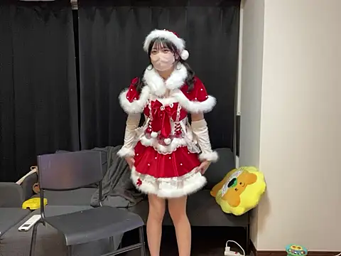 Snapshot of shina_mo_n_ch chatting on 12-19-25, 01:51 shina mo n ch online show from 12-19-25, 01:51