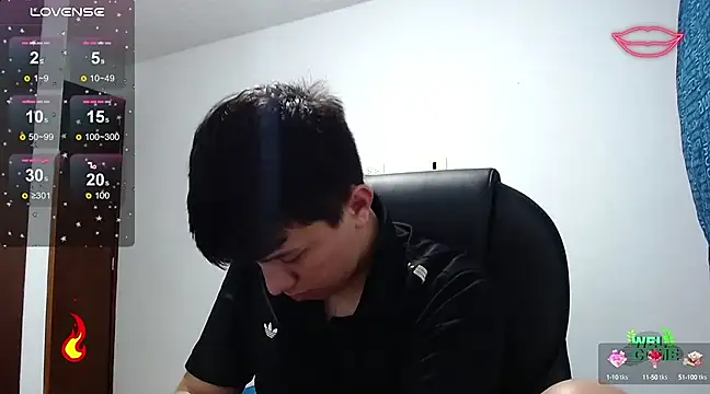 Snapshot of Alan_red chatting on 02-18-25, 04:15 Alan red online show from 02-18-25, 04:15