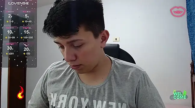 Snapshot of Alan_red chatting on 03-10-25, 04:49 Alan red online show from 03-10-25, 04:49