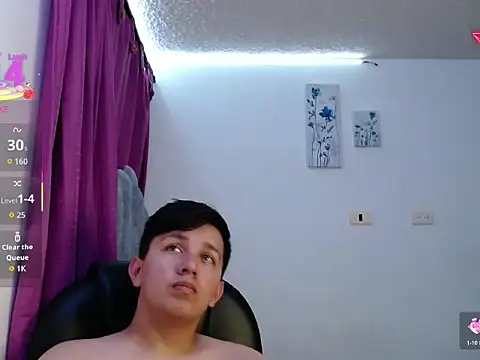 Snapshot of Alan_red chatting on 11-20-25, 02:45 Alan red online show from 11-20-25, 02:45