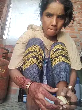 Snapshot of Sexy_Tanya69 chatting on 10-13-25, 04:56 Sexy Tanya69 online show from 10-13-25, 04:56