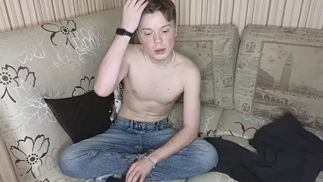 Snapshot of cameron-crowly chatting on 01-20-25, 01:00 cameron-crowly online show from 01-20-25, 01:00