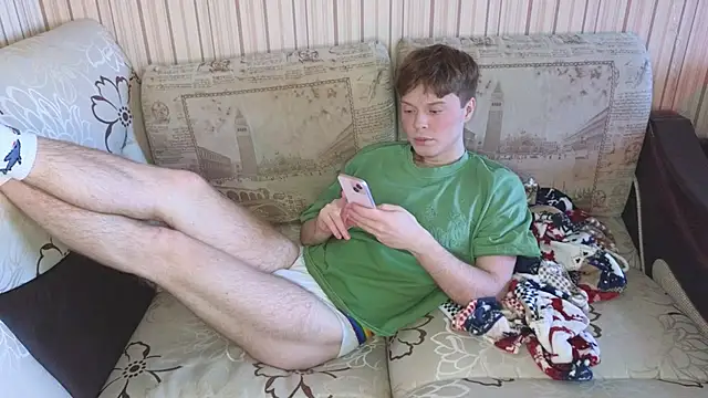 Snapshot of cameron-crowly chatting on 02-03-25, 10:03 cameron-crowly online show from 02-03-25, 10:03