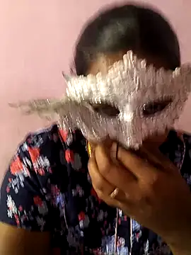 Tamil queenbaby online show from 10-24-25, 04:47