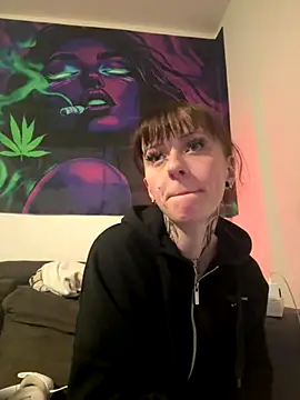 Ciara2004 online show from 12-13-25, 08:14