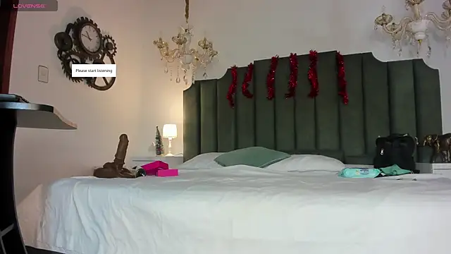 Snapshot of AnthonelaRusso_ chatting on 12-03-25, 03:47 AnthonelaRusso online show from 12-03-25, 03:47