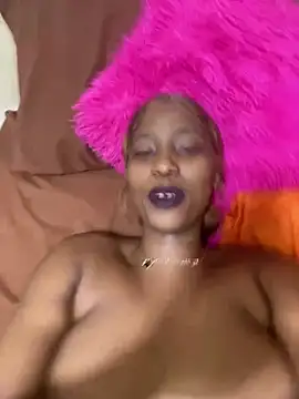 Spicey-CheekssX online show from 01-29-25, 11:35
