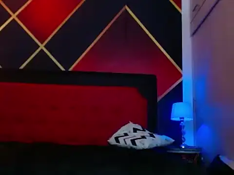 Snapshot of Cristian_white chatting on 02-02-25, 06:53 Cristian white online show from 02-02-25, 06:53